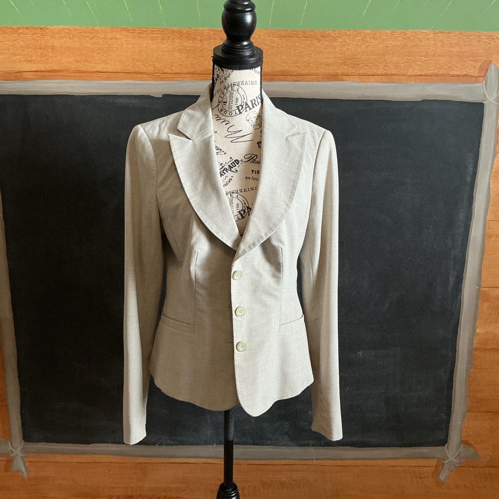 The Limited size 8 light gray blazer